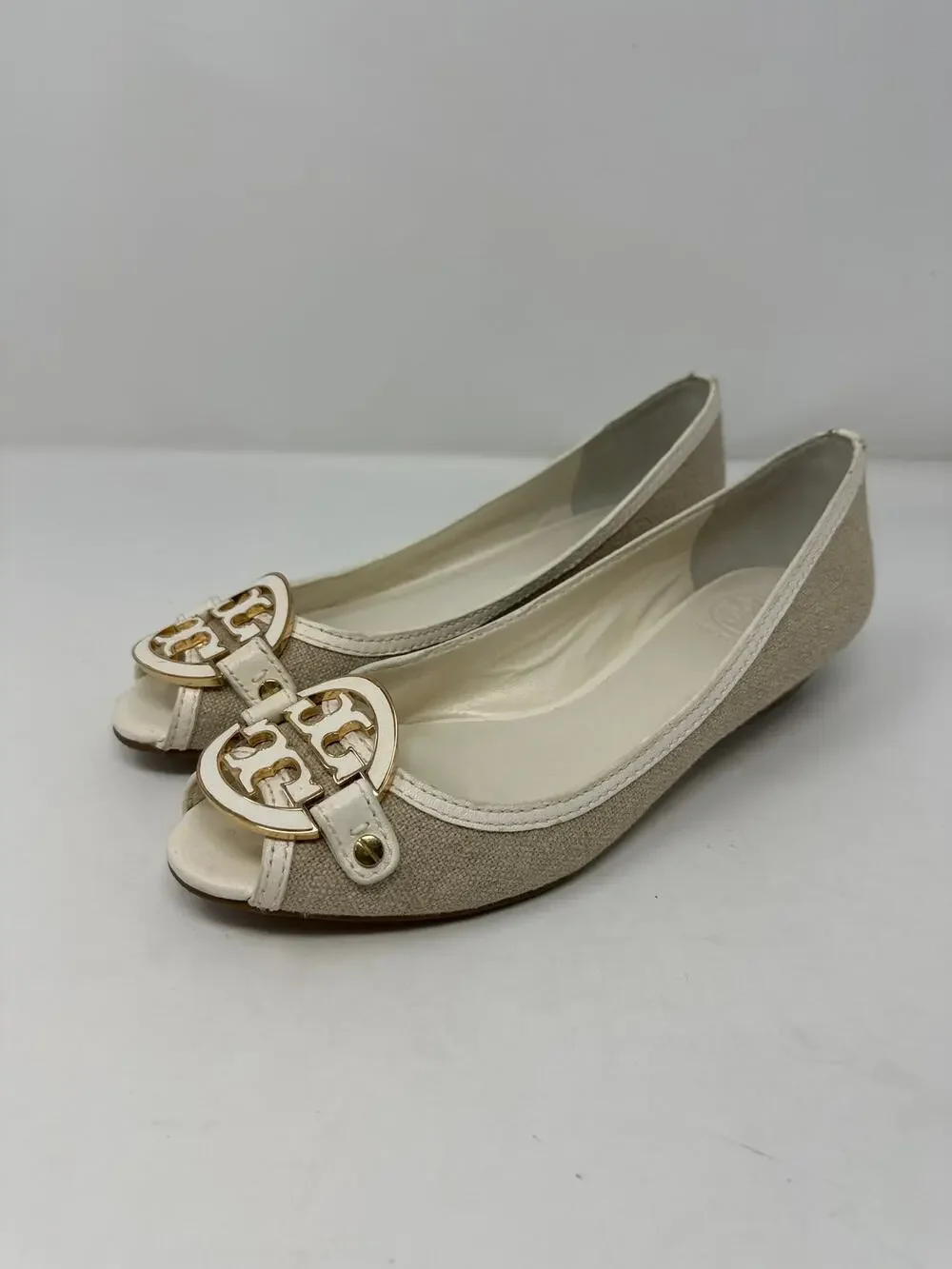 Tory Burch Women’s Amanda Open Toe Demi Metal Monogram Wedge size 9.5